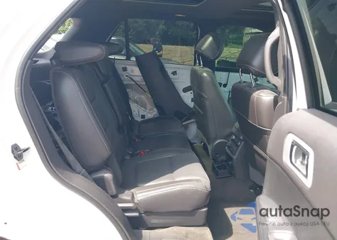 2015 Ford Explorer Sport z USA, uszkodzony, nr VIN 1FM5K8GT0FGA22493